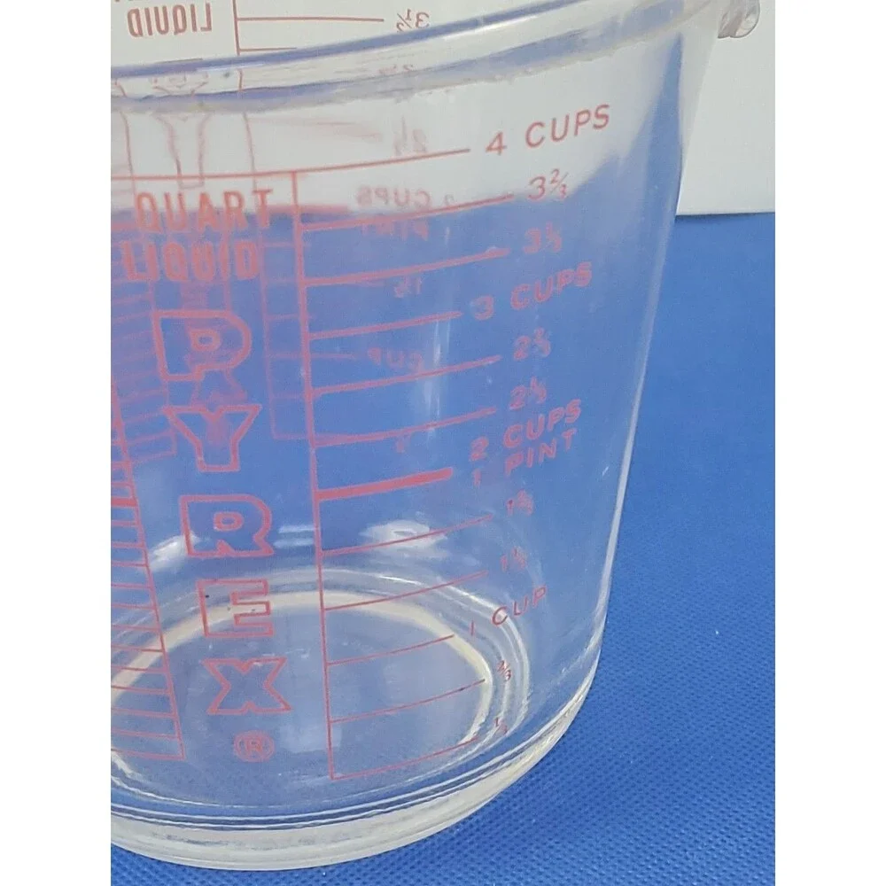 Vintage Pyrex 4 Cups D-Handle Liquid Measuring Cup # 532 1 Quart VGC USA
